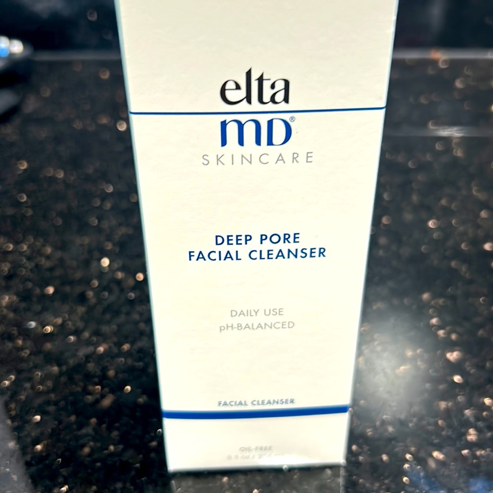 Elta MD Deep pore cleanser